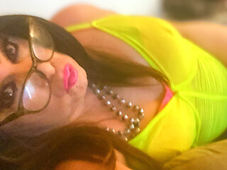 CD Krissy Sweets in Lingerie and Heels