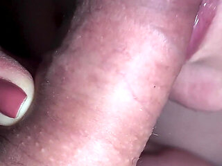 Stepson Massaged His Stepmother's Mouth with a Huge Squirt of Milk 4K