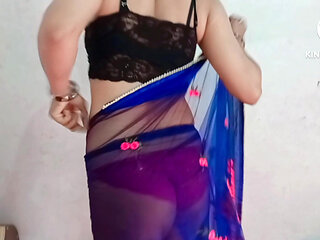 Hot Bhabhi Open Bathing When Stepbrother-in-law Caught Seeing Him Bhabhi Bathing Stepbrother-in-law Saw