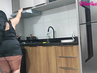 Traveling Stepmom, Solo Fans in Slow Motion, in the Kitchen