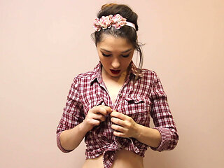 Hairy Naughty Girl Squrting