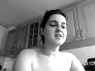 Lovely Amateur teen brunette masturbating outdoor