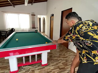 ENSE&Ntilde_ANDO A MI AMIGA LATINA A JUGAR AL BILLAR - Kristal Bridge/ Dani Clark
