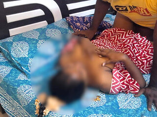 Ac Mechanic Gives a Fucking Service to Married MILF