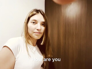 Mi esposo paga una entrenadora personal que me la pone a sudar...