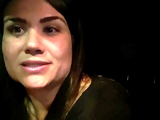MARIDO CORNO LEVA ESPOSA VADIA PARA FAZER SEXO COM DESCONHECIDO NA RUA - COMPLETO NO RED