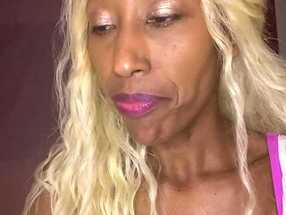 Blonde Sucks Cock/dildo Better Than Other Girls?