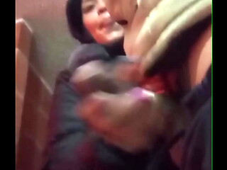 Big ass gape Garganta profunda en la cocina Hanzzell Guerrero