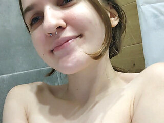 She squirted HARd again and again