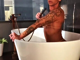 Crown Wanting to Give Her Pussy in the Hair