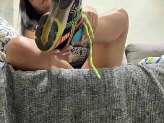 Hey my sweaty feet fans