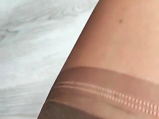 Hello Nylon Lovers