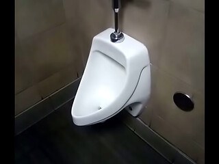 Mia R. Starks Sex Educator -Mia Can Pee from Her Poontang Standing Up as Males Were Once Only Known to Stand Up with Urination from Prickers