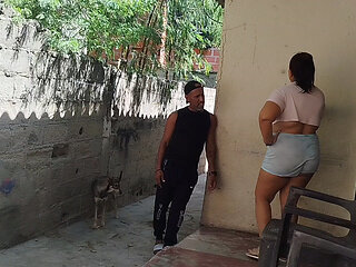 Unfaithful wife! She seduces her neighbor with her ass so he ends up fucking her and leaving her full of cum while she is home alone