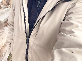 Go Outside Then Pissing Pussy Show up