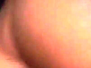 Black Beauty Opens Her Thighs