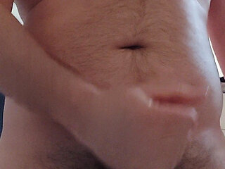 Fast handjob cuming !