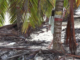 Under the palms in Punta Cana, my friend gets the hot blowjob