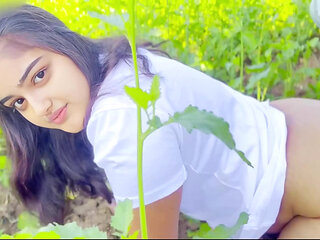 Desi beautiful Village sali sex in jungle With her jija, Hot sali fuck first time in jungle xxx Viral video