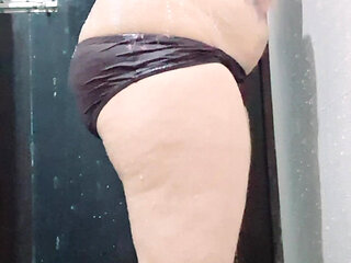 Desi hot sexy girl masterbate at bathroom, fingering
