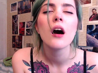 Cumming again and again because of the vibrotoy inside me