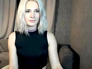 Close up with blonde hottie blowing a large dick