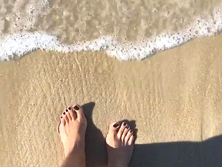 I Love the Sea and the Sun so Hard