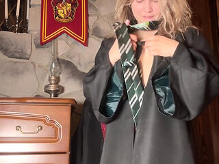 I Know How to Use a Magic Wand