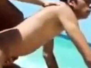Bareback Amateur Handjob at the Beach with a Twink