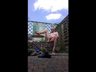 GRANDPA GARDEN SEXSHOW EXHIBITIONIST BONDAGE DILDO CUMSHOT
