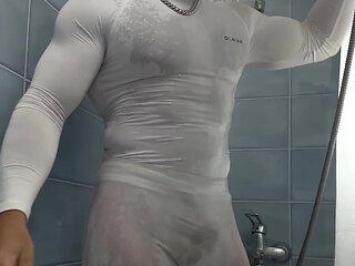 Compressions Get Too Tight and Wet Squeezed Around of Huge Muscles