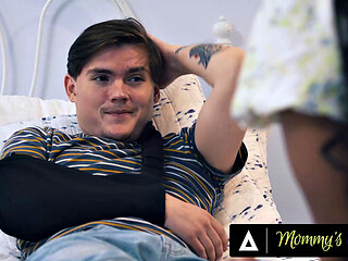 MOMMY'S BOY - Milf August Skye Feels Bad For Her Stepson's Weak Handjob And Gives Him Relief Fuck