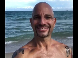 THE HAPPY PORNSTAR MAXXX LOADZ