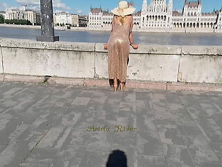 Arielarider - public transparent dres Budapest