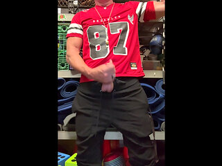 JockDad87 shoots a load of cum in his #87 jersey