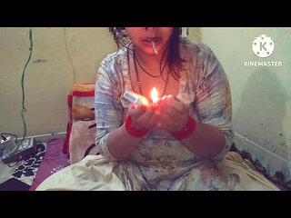INDIAN BAHU GET FUCKED IN HER TIGHT PUSSY BY DEVER JI DURING HUSBAND JOB TIME(HINDI AUDIO)
