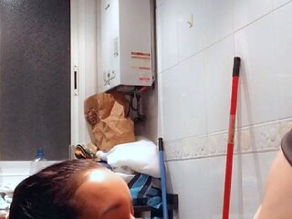 Amateur MILF blowjob cumshot