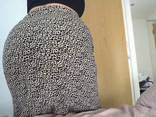 Can't Stop Dreaming of Step-mommy