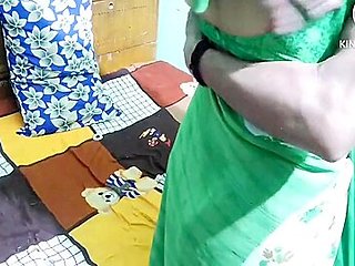 Very Cute Sexy Indian Housewife Student Sex Enjoy Very Good Sexy Boy