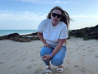 Peeing in Tight Jeans on the Beach