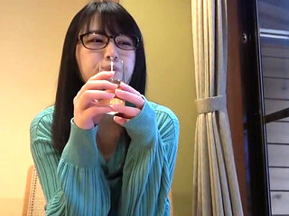 Confession on a Hot-spring Trip - Megumi, 30, a Married Woman - 01