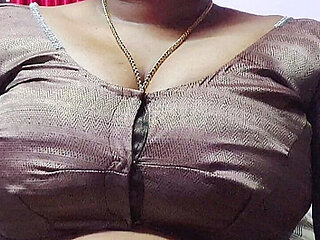 Horny Indian Girl Wants to Have Romantic Sex