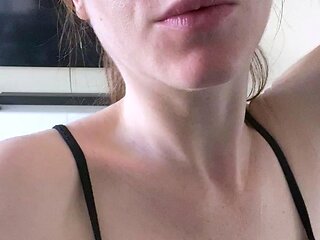 Amateur big ass brunette teen with