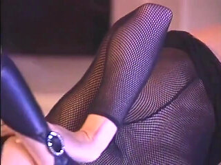 Vintage lesbian threesome pussy licking kissing fingering