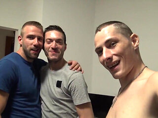 The sexy Ricco Fatale fucked bareback by Hurricane in Berlin