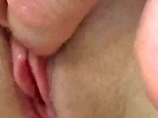 Hot Guy Teaches Julia How To Edge Her Sensitive Clit - Close Up Tutorial