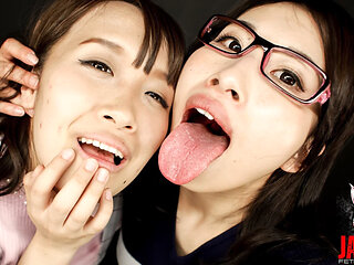 Yua Hidaka and Ai Kayama's Extreme Nose Licking Match