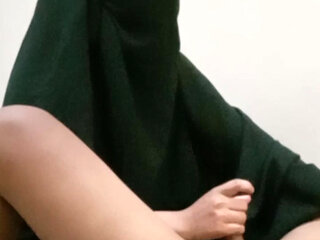 hijab girl fucks her best friend and gives him a handjob as a gift for his friendship