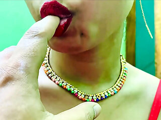 Aunty your so hot , when seeing you makes me lose my mind