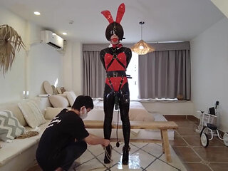 Mz13 - Bunny Girl with Pouting Lips